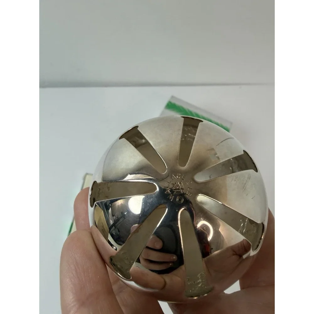 Wallace Silverplated 1975 5th Edition Sleigh Bell Christmas Ornament